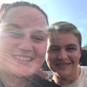 Meet your Posher, Nickie